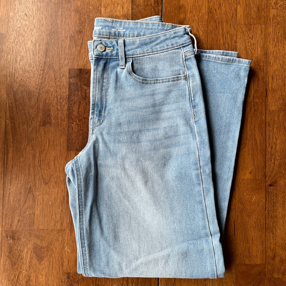 Old Navy High-Waisted Wow Wide-Leg Jeans Size 4